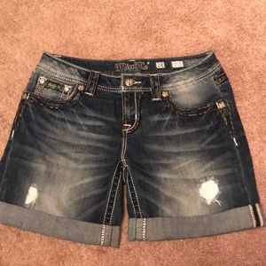 Miss Me signature mid-shorts authentic never worn.